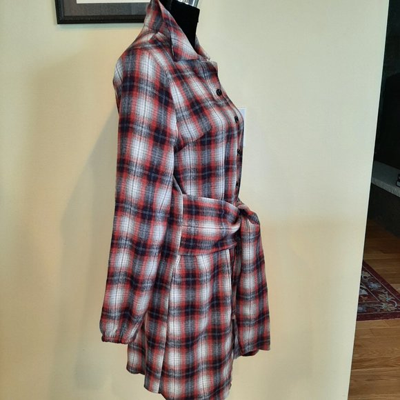 NWOT!! Lightweight Button Shirtdress/Duster - Picture 9 of 14